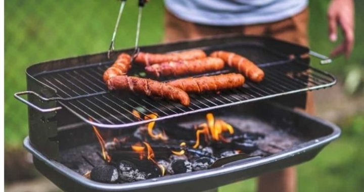 5 Mistakes To Avoid When Using A Charcoal Grill