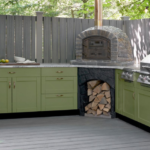 5 Advantages of Outdoor Kitchens